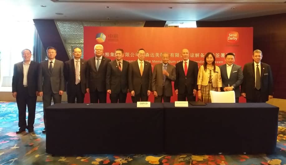 Sime Darby Plantation and China's COFCO sign MoU on palm oil - TERESAKOK